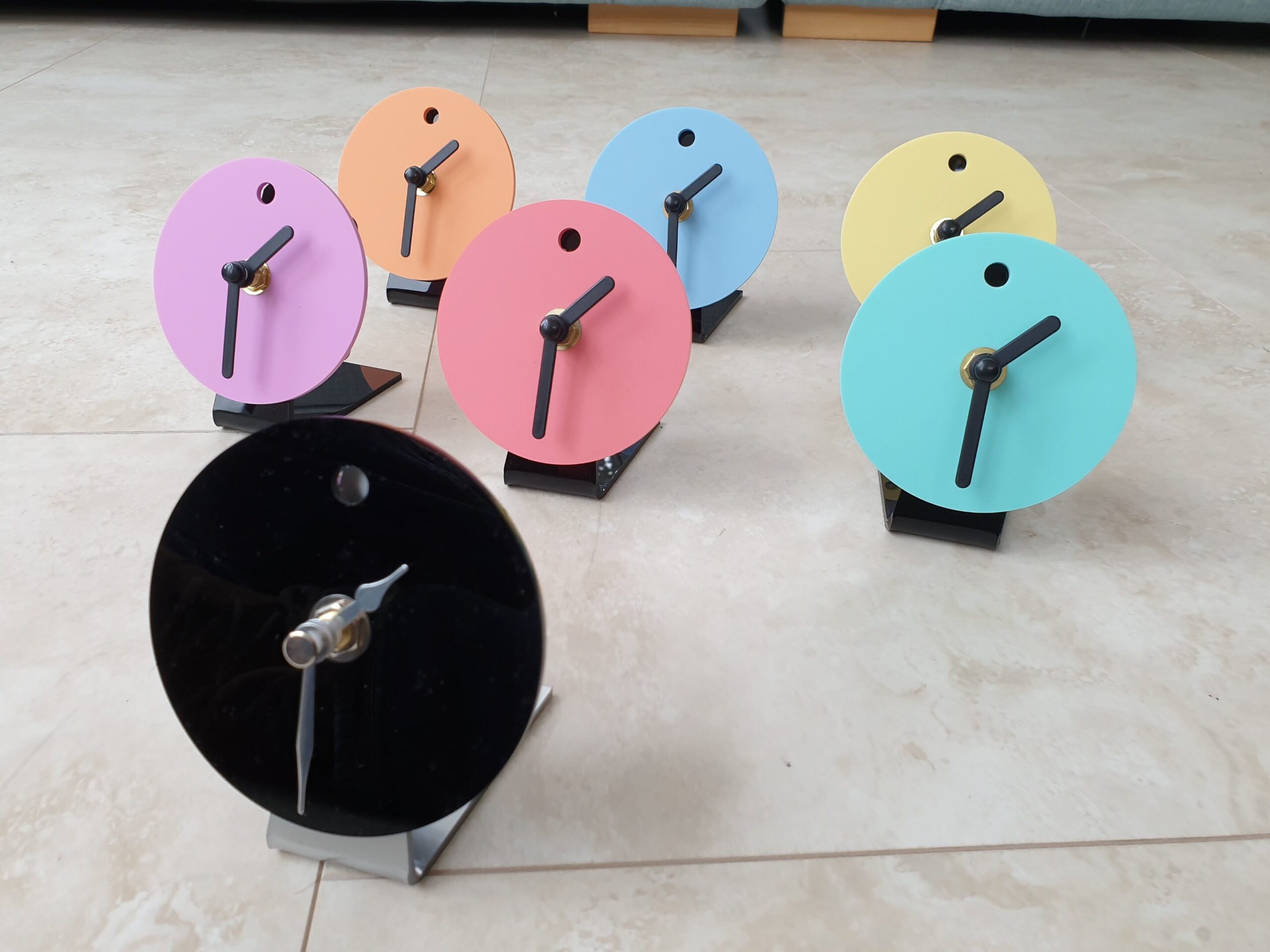Handcrafted Minimalist Desk Clock: Pastel or Goth Decor - Image 5