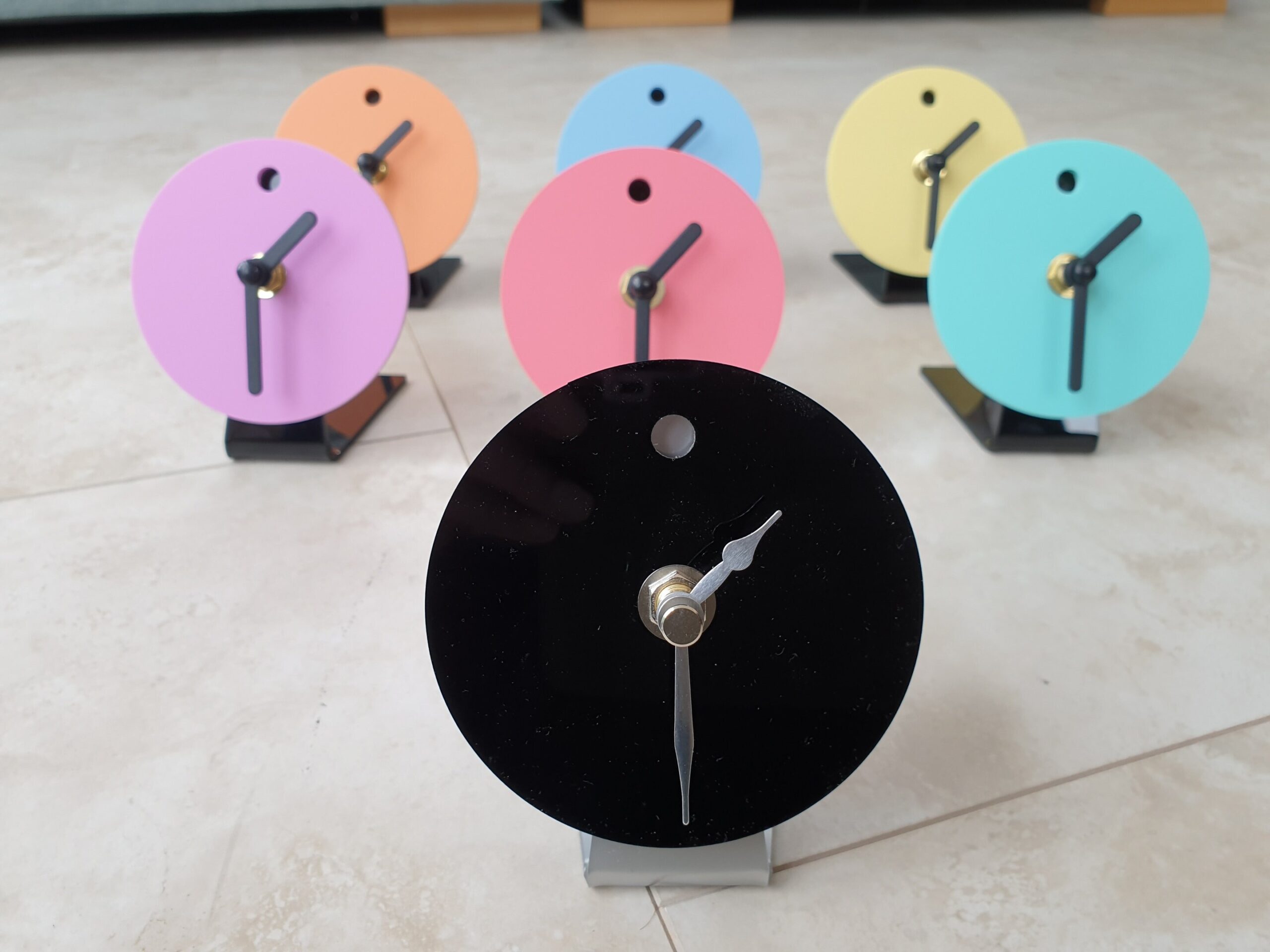 Handcrafted Minimalist Desk Clock: Pastel or Goth Decor - Image 2