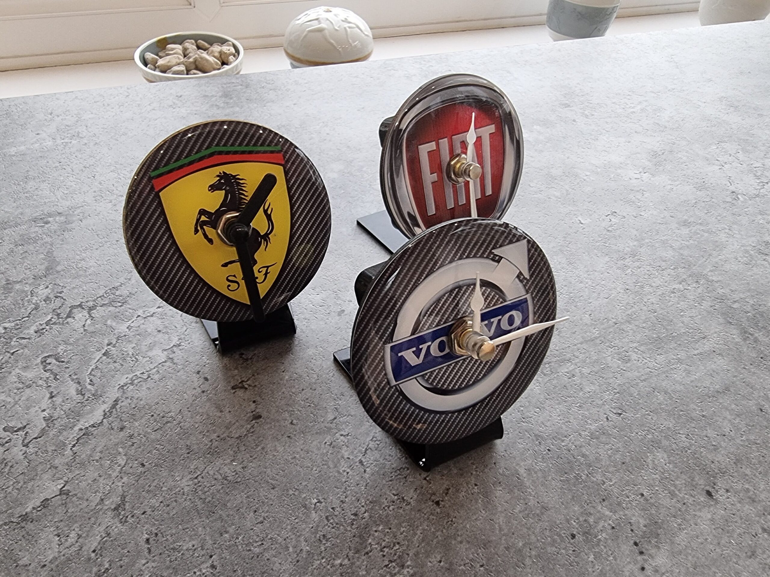 Volvo Ferrari Fiat Table Desk Top Car Badge Clock & Stand Quartz Fathers Day Gift Owners Club - Image 5