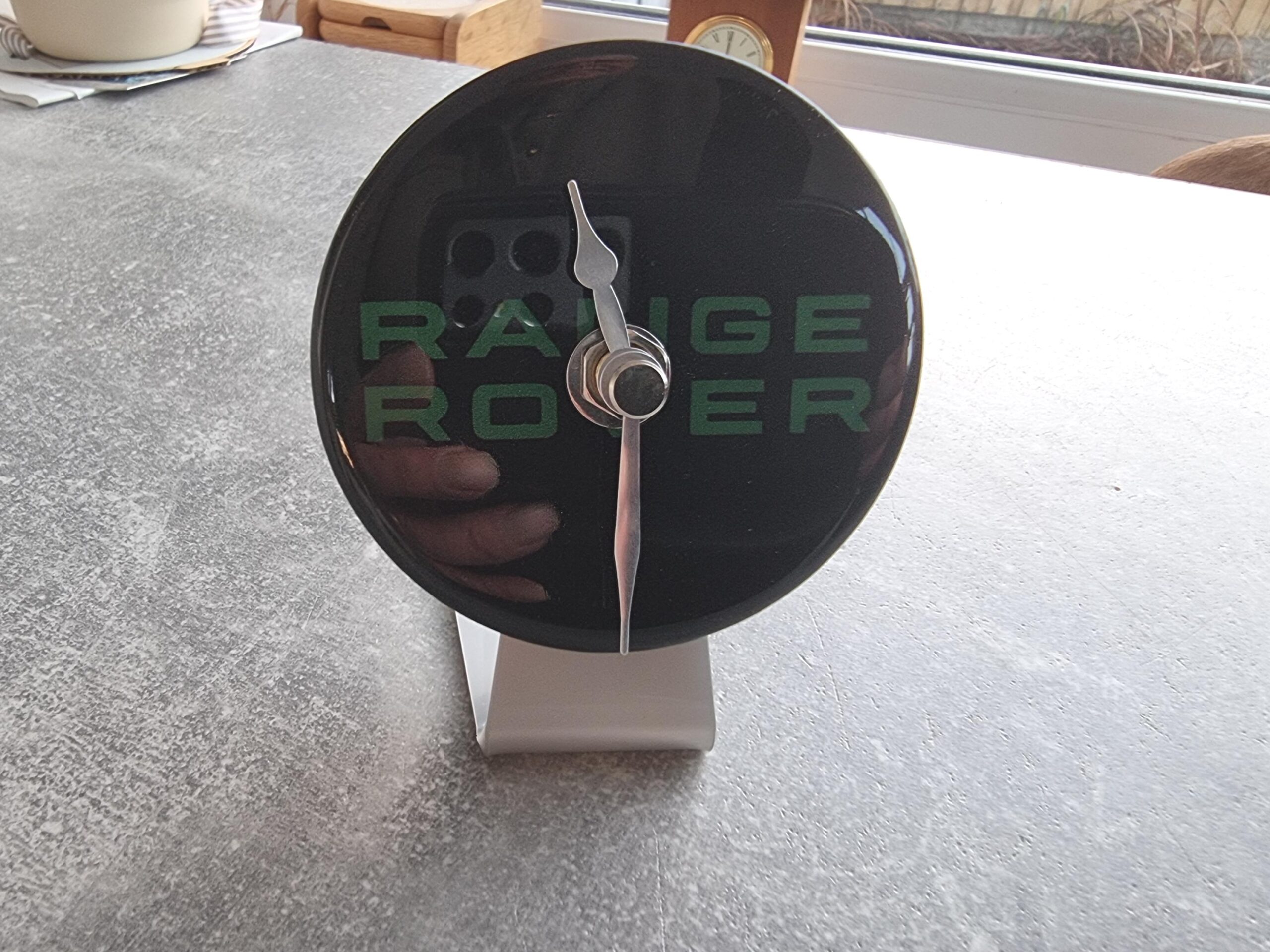 Range Land Rover Table Desk Top Clock 82mm Car Wheel Badge Emblem Owners Club - Image 4