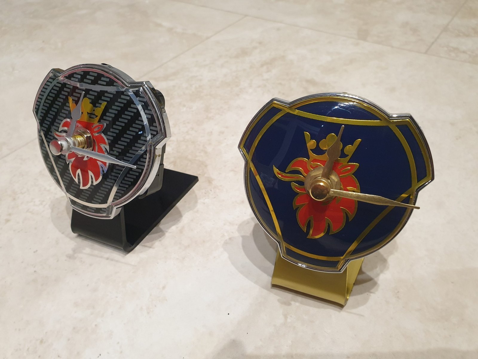 Scania HGV Lorry Grill Badge Table / Desk Clock Handmade Lorry Enthusiast Christmas Gift - Image 4