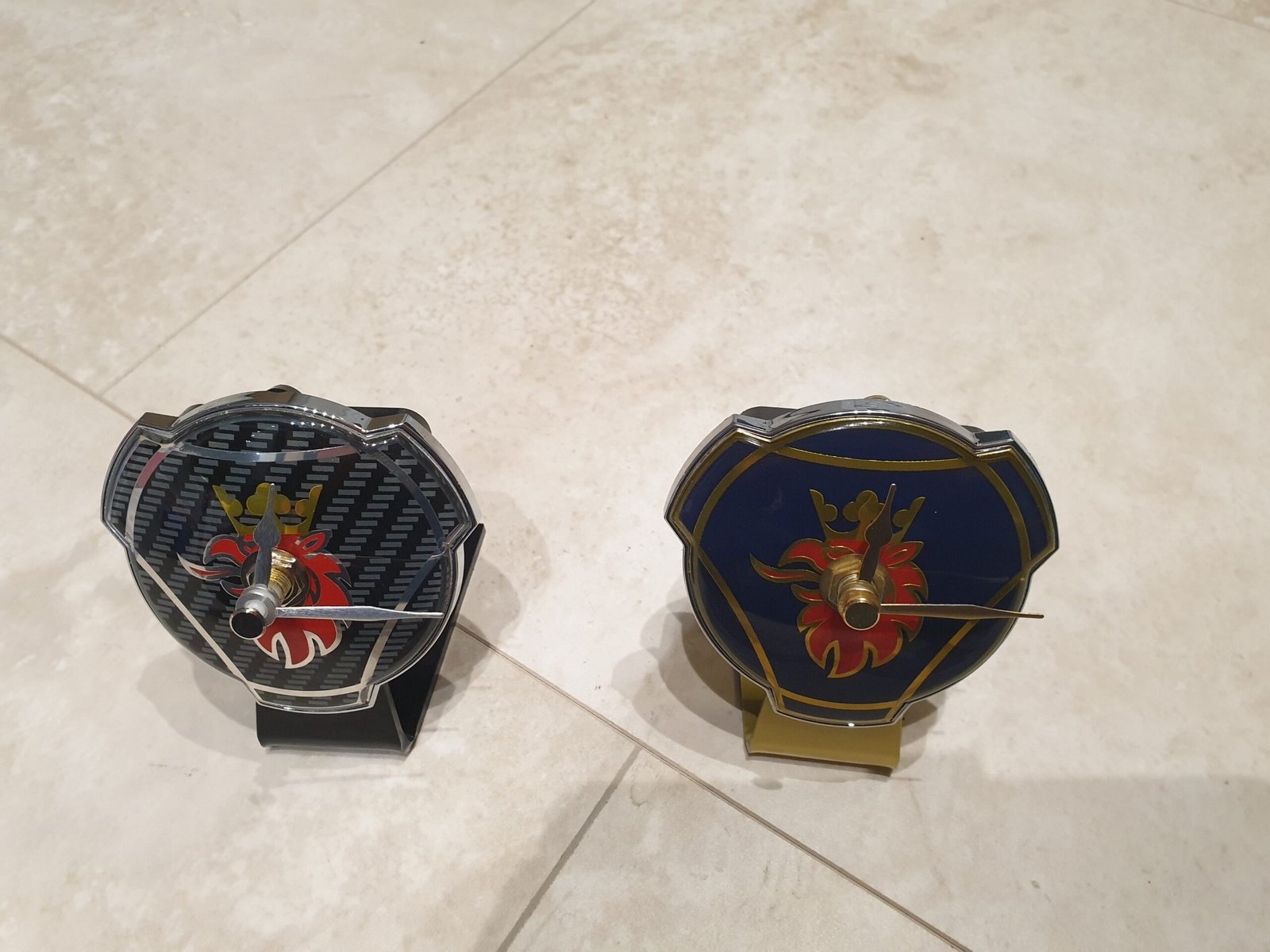 Scania HGV Lorry Grill Badge Table / Desk Clock Handmade Lorry Enthusiast Christmas Gift - Image 5